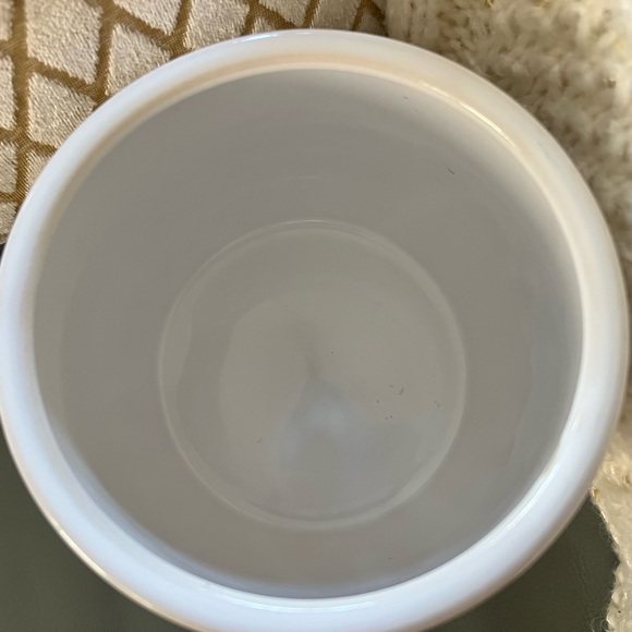 Pretty WHITE Ceramic SNOWY EVERGREEN TREES Candle Holder PLANTER Container - Picture 7 of 12